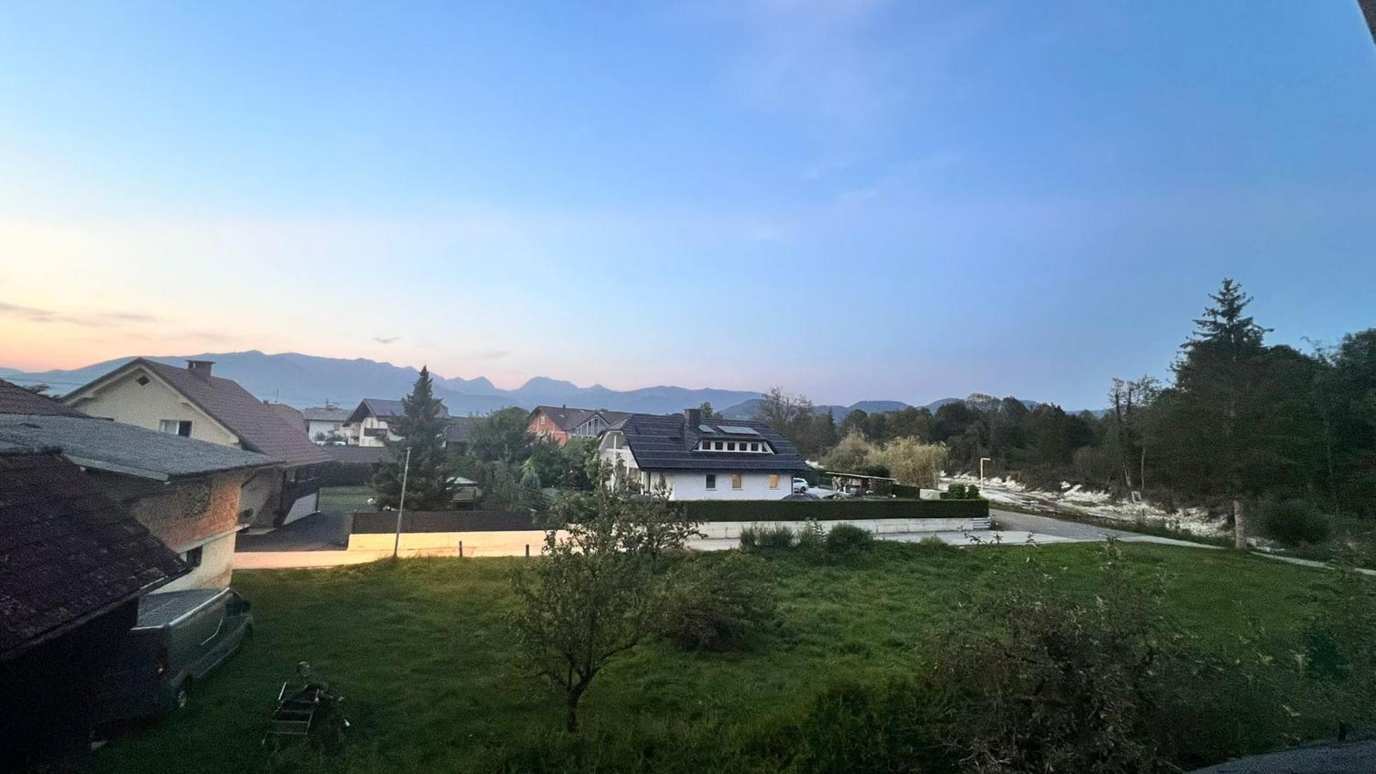 Riverbank - Mountain View *